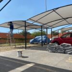 Techo de estacionamiento de malla sombra